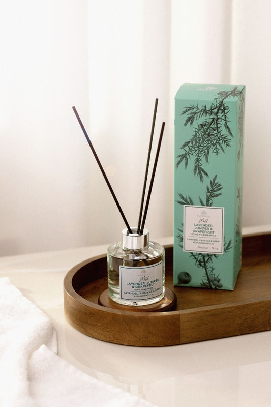 Natürlicher Raumduft von Magrada im Badezimmer mit Lavendel und Grapefruit