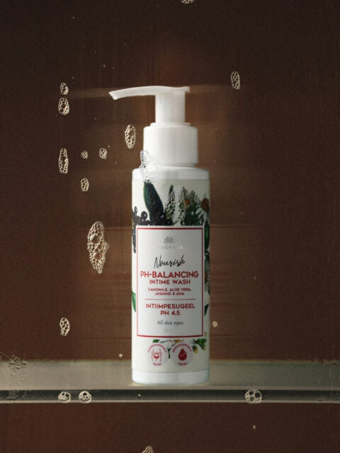 Magrada PH-Balancing Intime Wash Flasche im Duschraum – pH 4,5 Intimwaschgel mit Kamille und Aloe vera