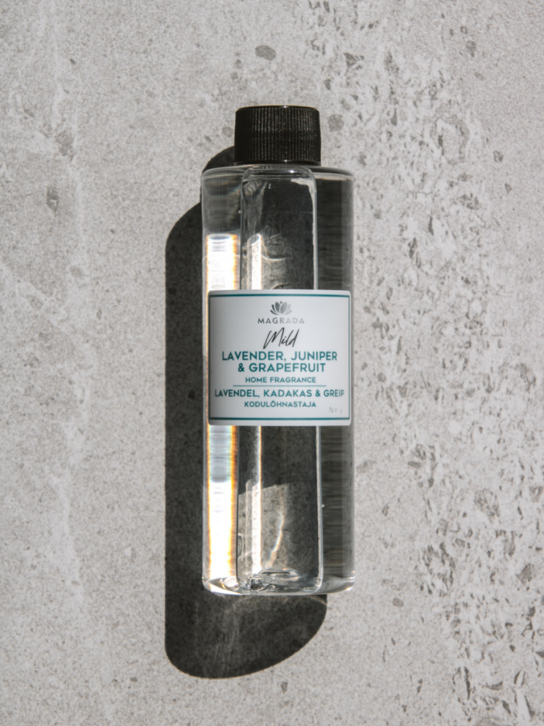 Nachfüllflasche des Raumdufts Lavendel, Wacholder & Grapefruit von MAGRADA